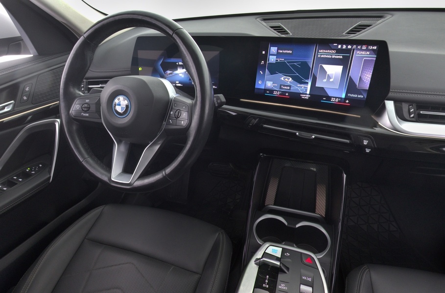 BMW iX1 vaihtoauto