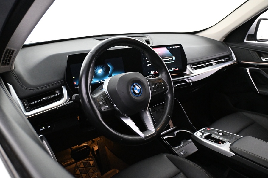 BMW iX1 vaihtoauto