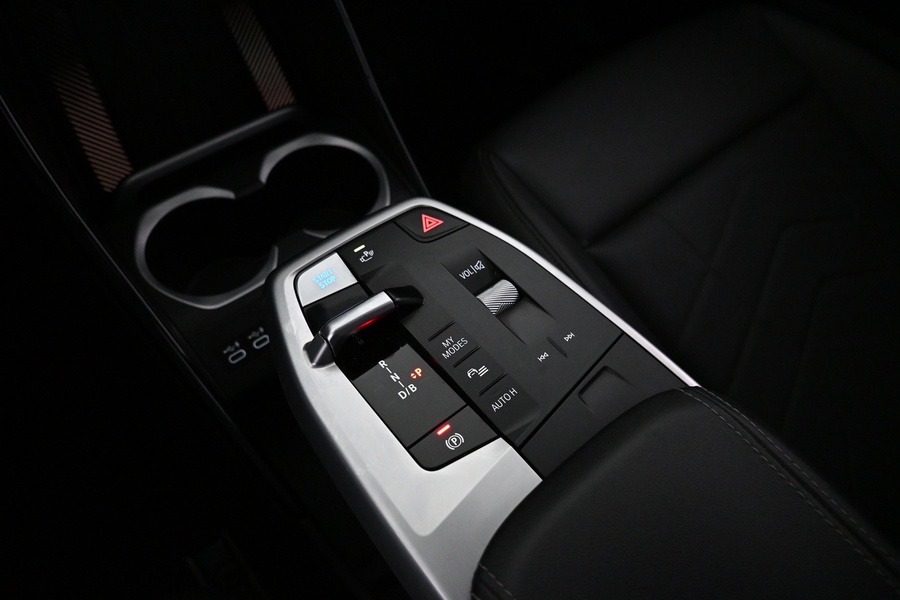 BMW iX1 vaihtoauto