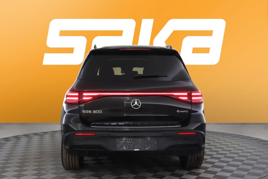 Mercedes-Benz EQB vaihtoauto