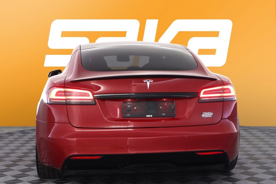 Tesla Model S vaihtoauto