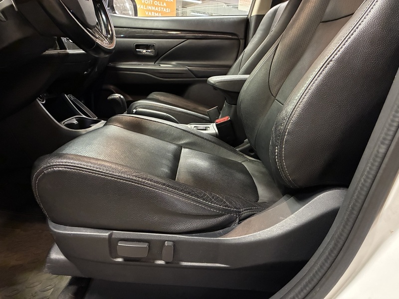 Mitsubishi Outlander vaihtoauto