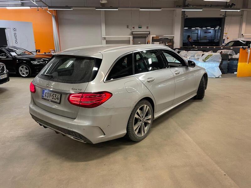 Mercedes-Benz C vaihtoauto