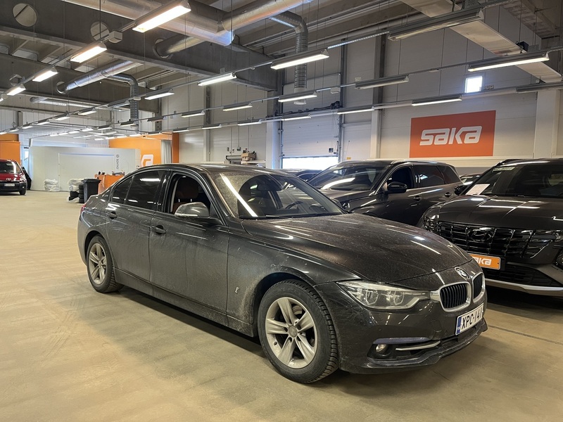 BMW 330 vaihtoauto