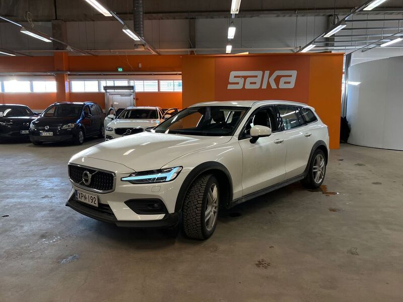 Volvo V60 Cross Country vaihtoauto