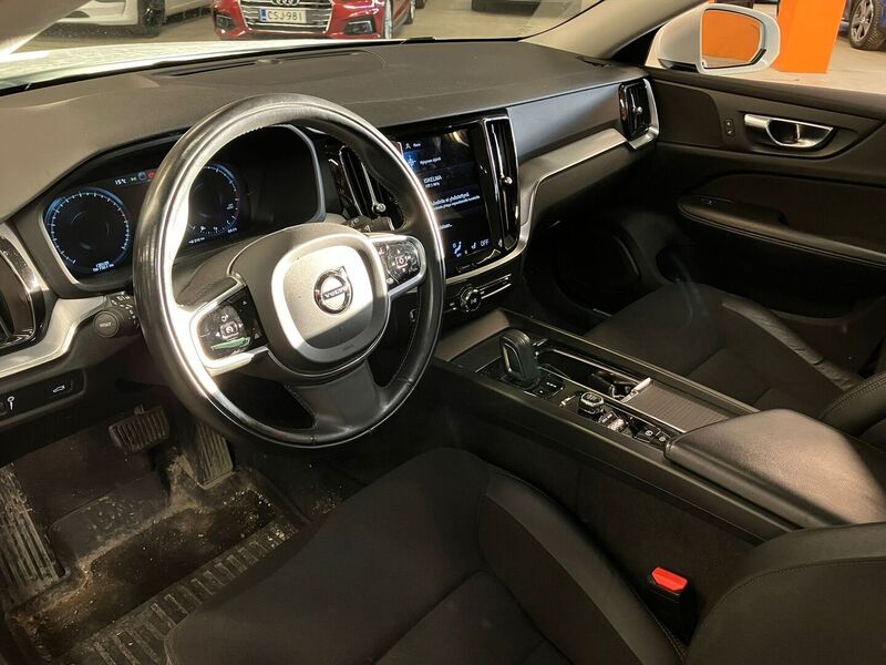 Volvo V60 Cross Country vaihtoauto