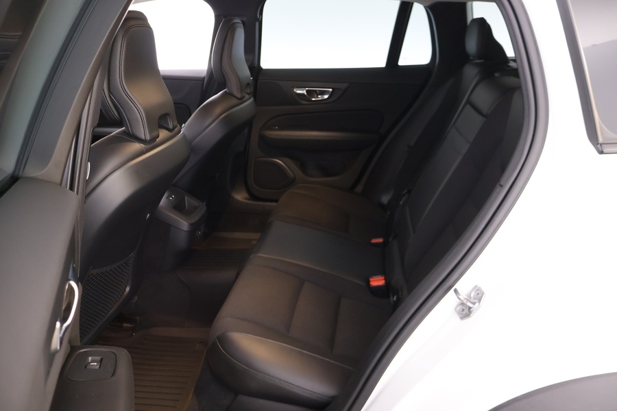 Volvo V60 Cross Country vaihtoauto