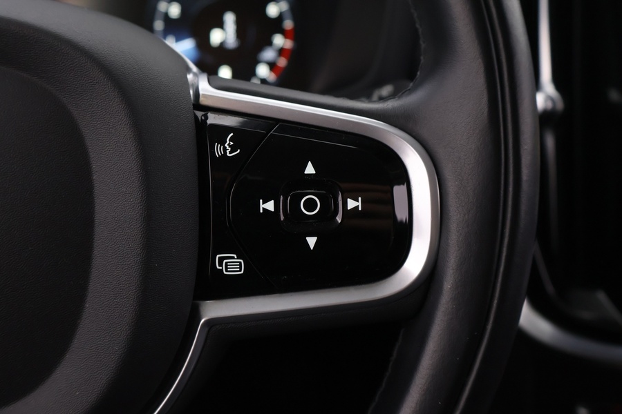 Volvo V60 Cross Country vaihtoauto