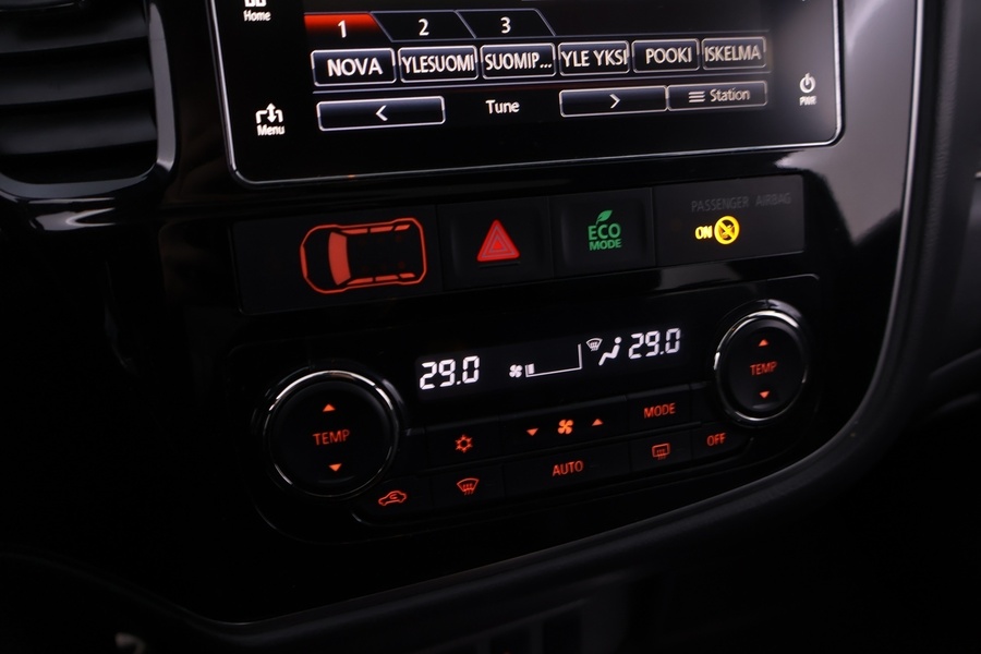 Mitsubishi Outlander PHEV vaihtoauto