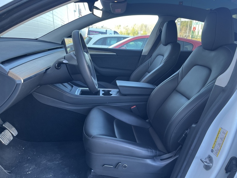 Tesla Model Y vaihtoauto