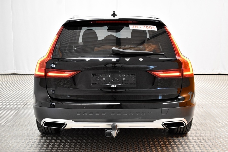 Volvo V90 Cross Country vaihtoauto