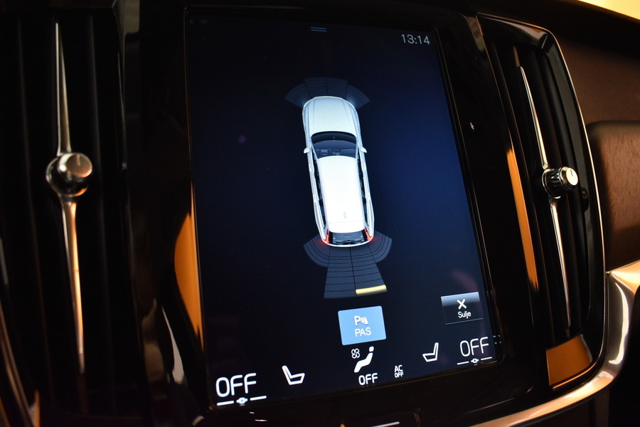 Volvo V90 Cross Country vaihtoauto