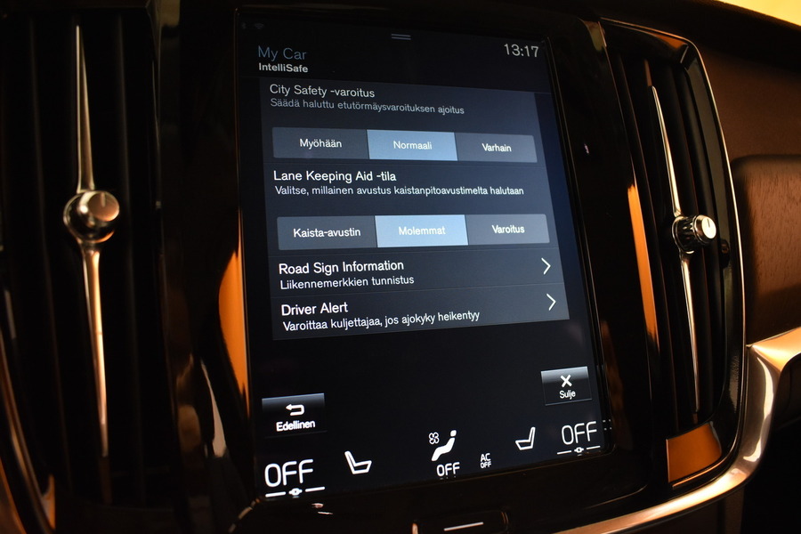 Volvo V90 Cross Country vaihtoauto