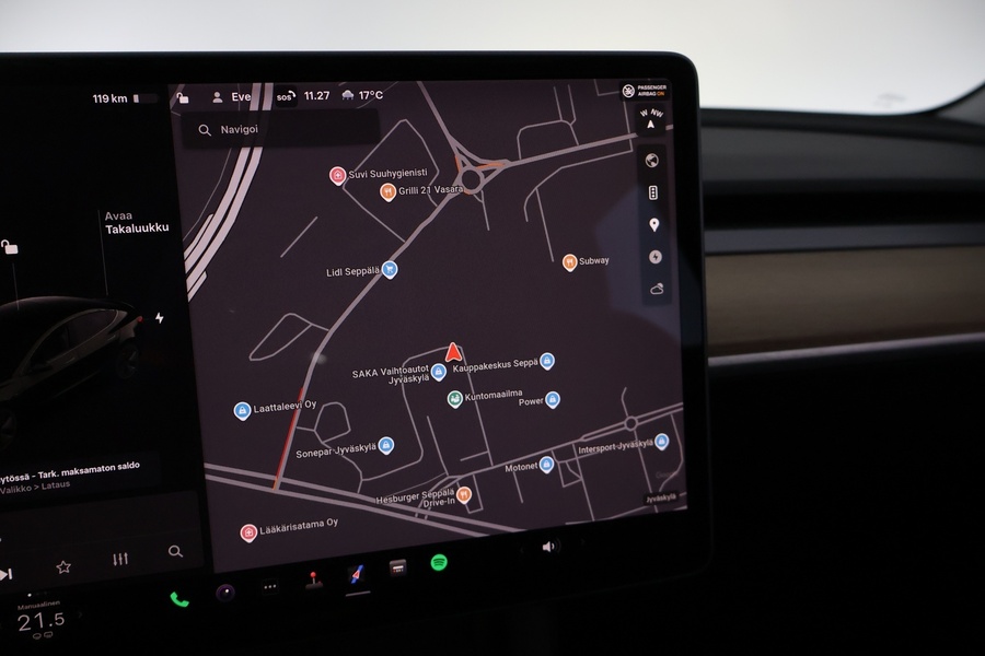 Tesla Model 3 vaihtoauto