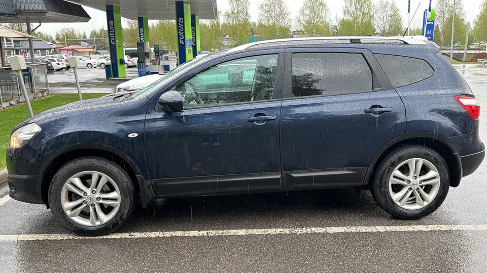 Nissan Qashqai+2 vaihtoauto
