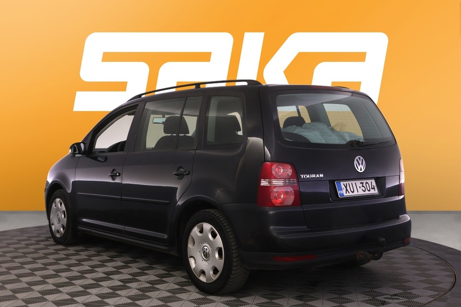 Volkswagen Touran vaihtoauto