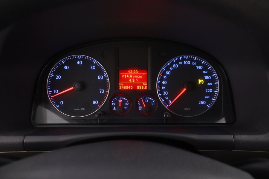 Volkswagen Touran vaihtoauto