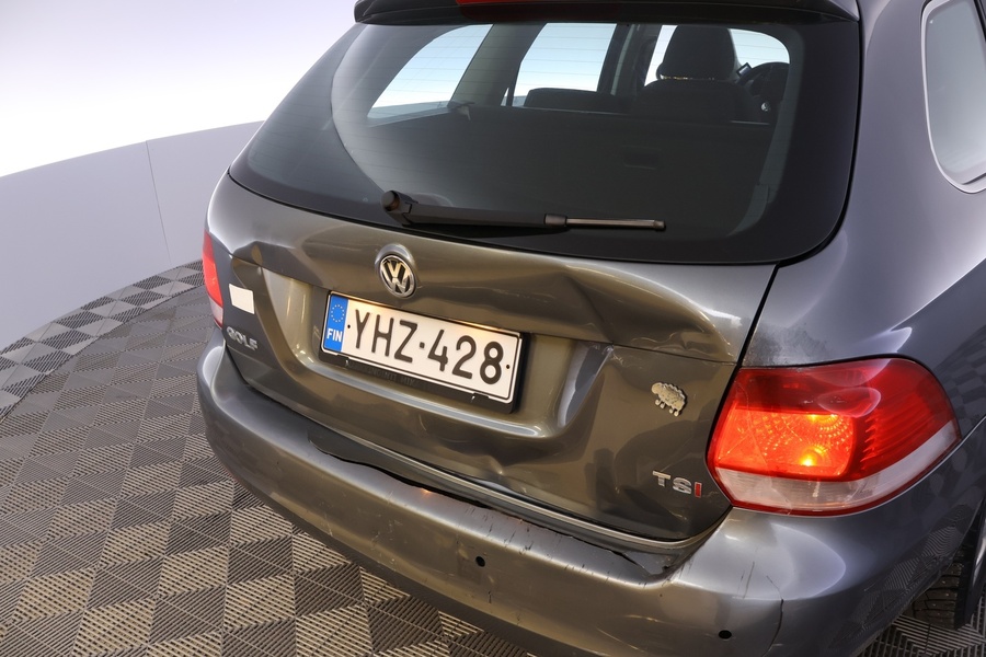 Volkswagen Golf vaihtoauto