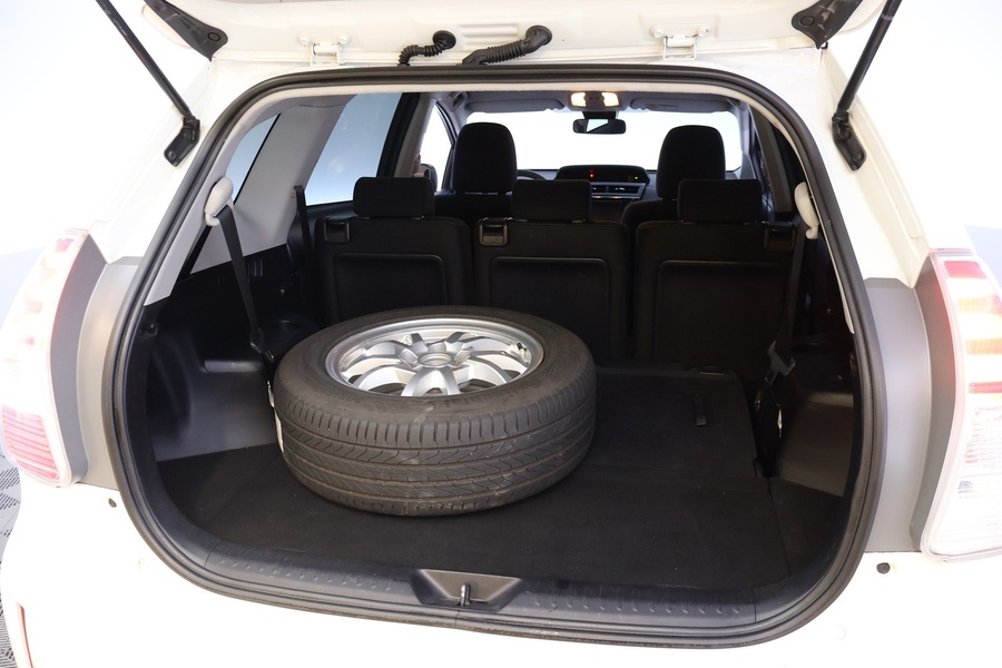 Toyota Prius+ vaihtoauto