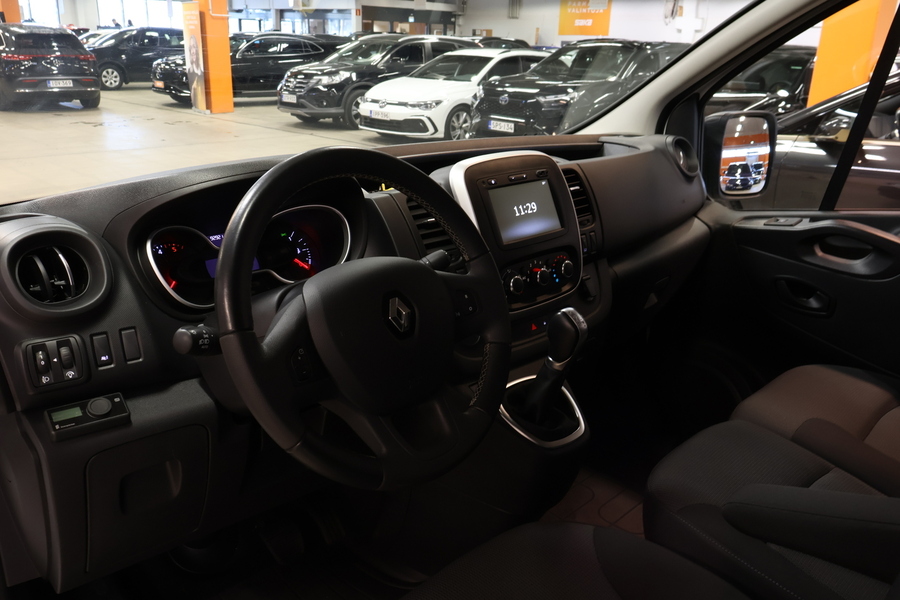 Renault Trafic vaihtoauto