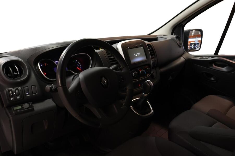 Renault Trafic vaihtoauto