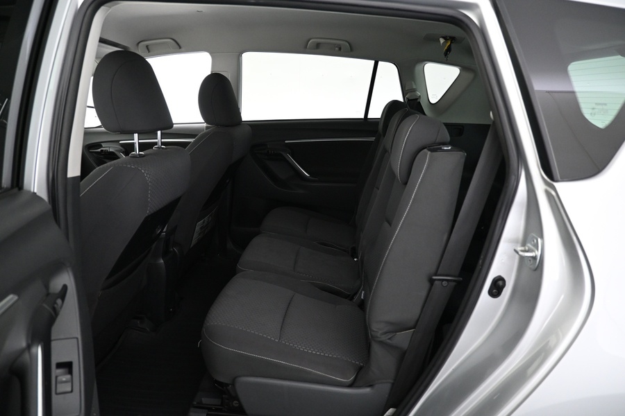 Toyota Verso vaihtoauto