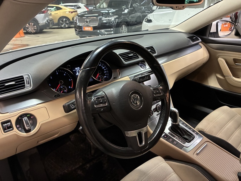 Volkswagen CC vaihtoauto