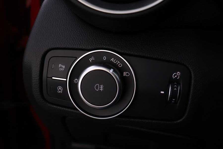 Alfa Romeo Giulia vaihtoauto