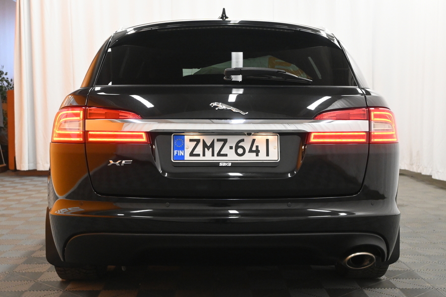 Jaguar XF vaihtoauto