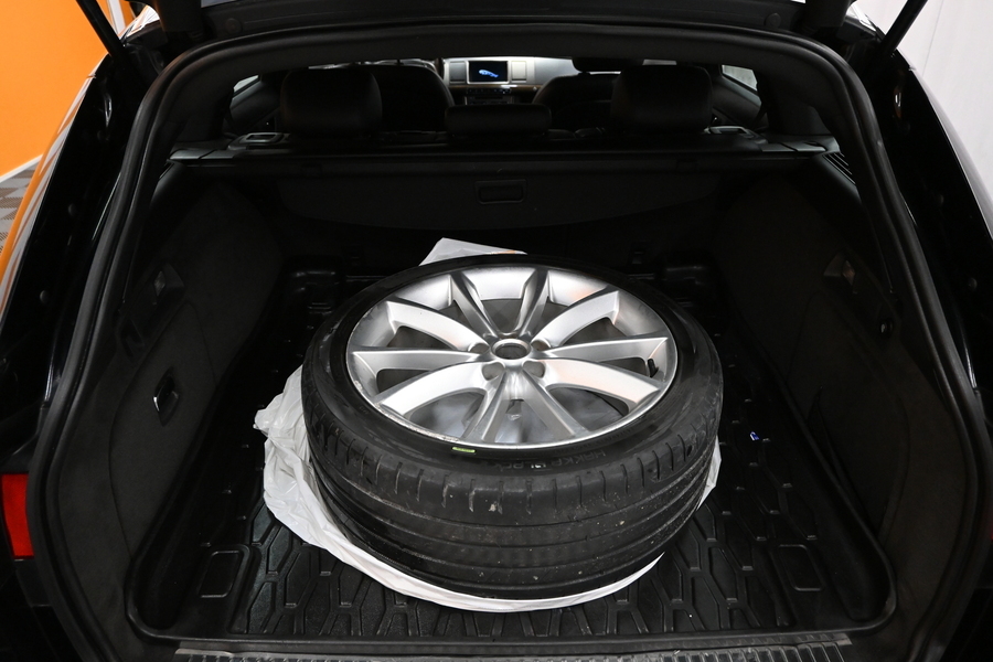 Jaguar XF vaihtoauto