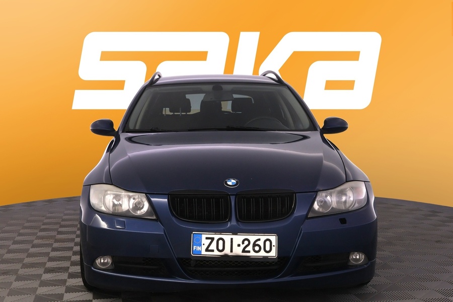BMW 320 vaihtoauto