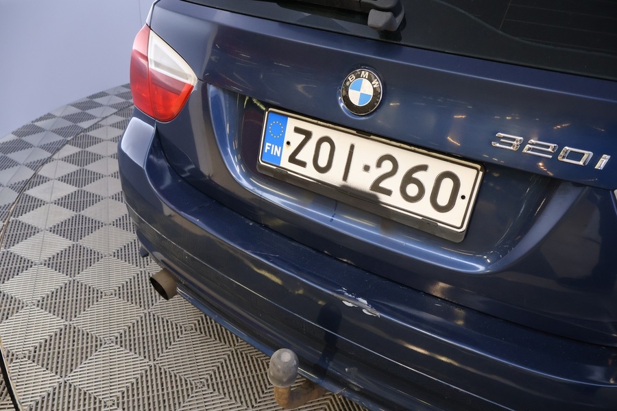 BMW 320 vaihtoauto
