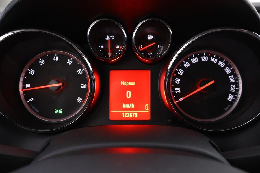 Opel Astra vaihtoauto