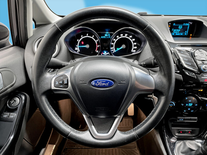 Ford Fiesta vaihtoauto