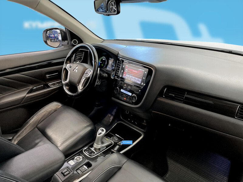 Mitsubishi Outlander PHEV vaihtoauto