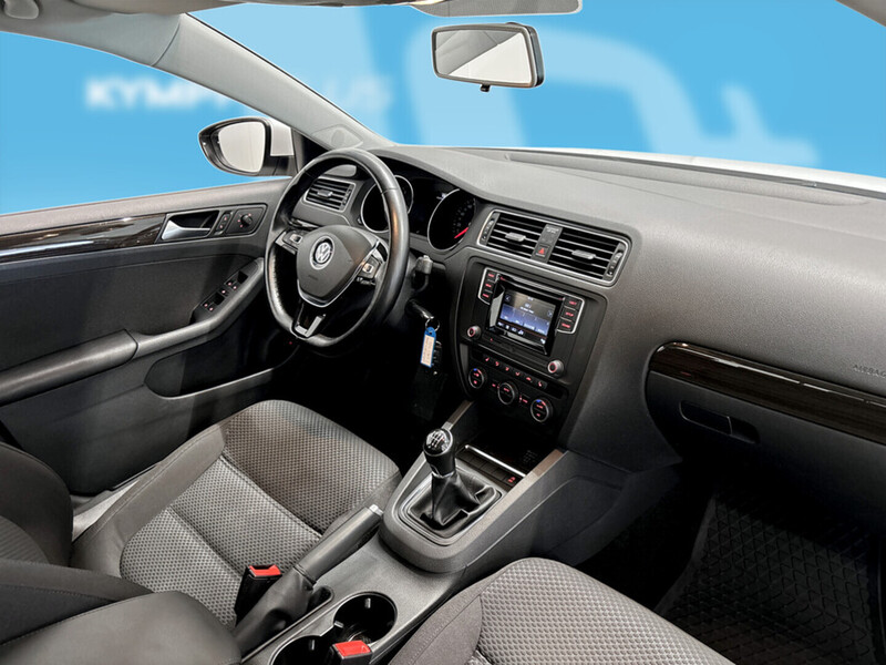 Volkswagen Jetta vaihtoauto