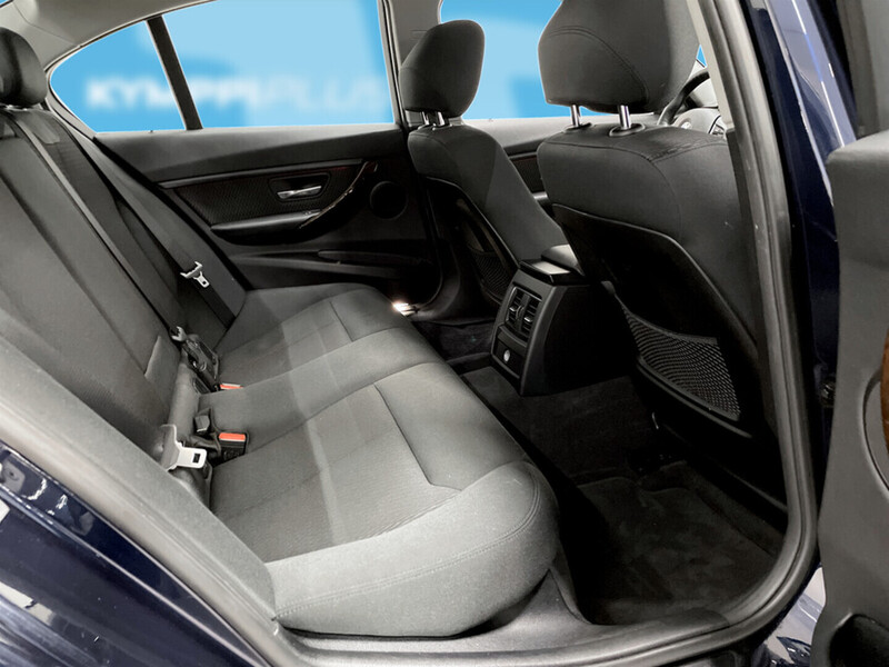 BMW 330 vaihtoauto