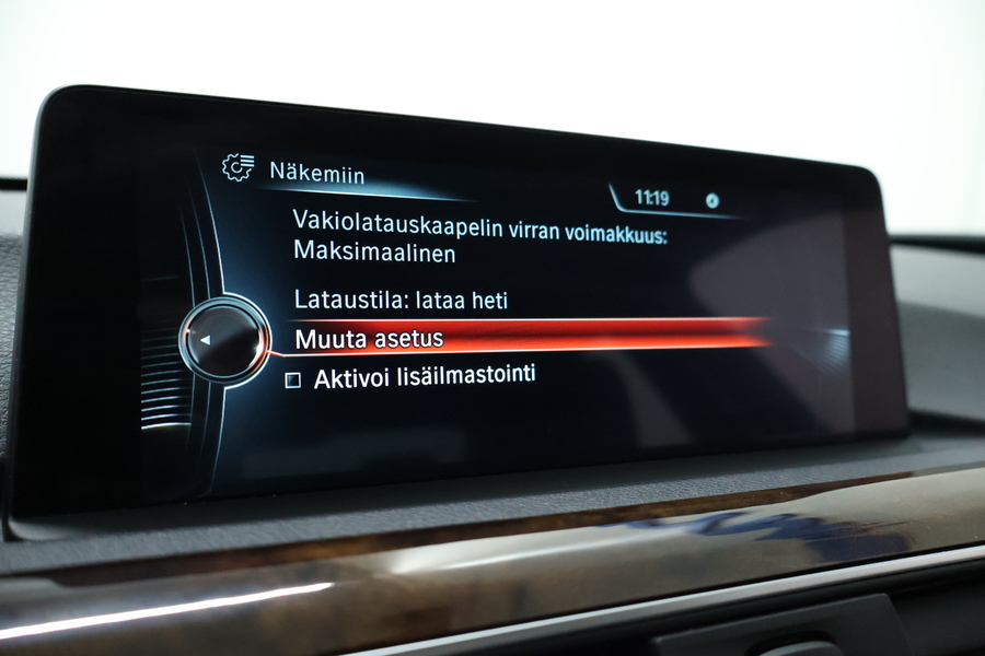 BMW 330 vaihtoauto