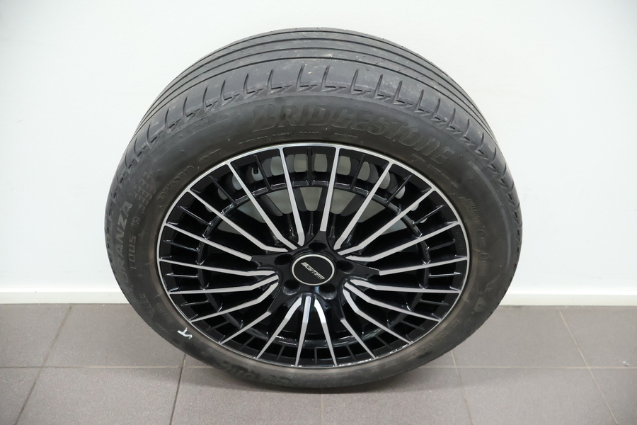 Mercedes-Benz EQB vaihtoauto