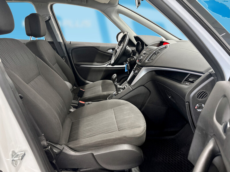 Opel Zafira Tourer vaihtoauto