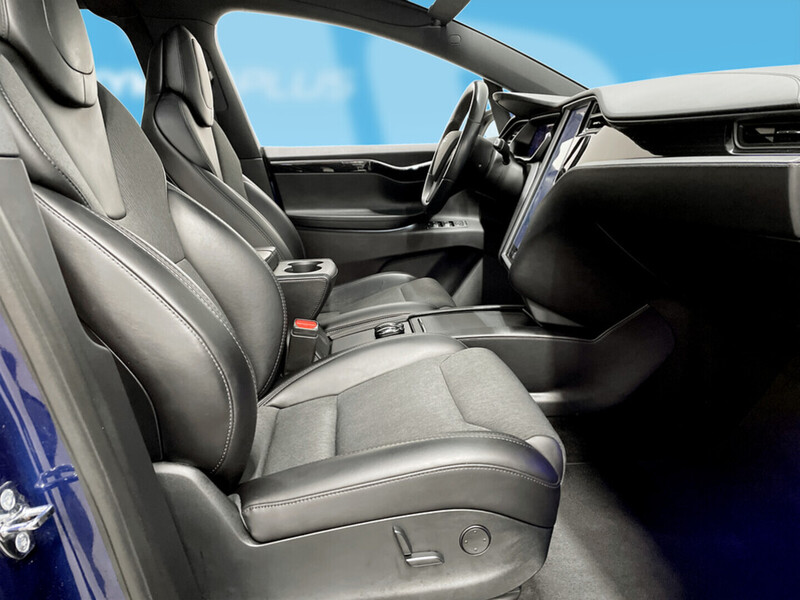 Tesla Model X vaihtoauto