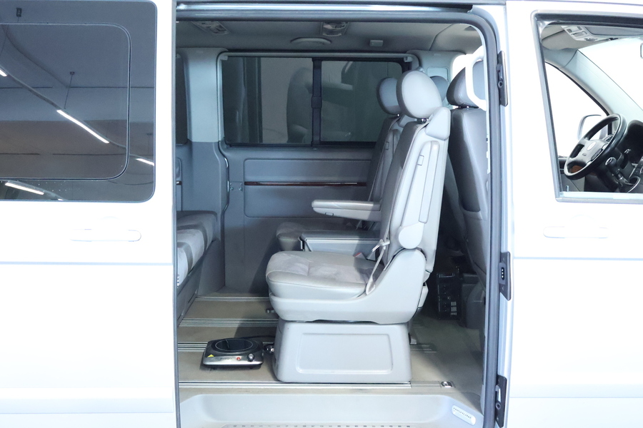 Volkswagen Multivan vaihtoauto