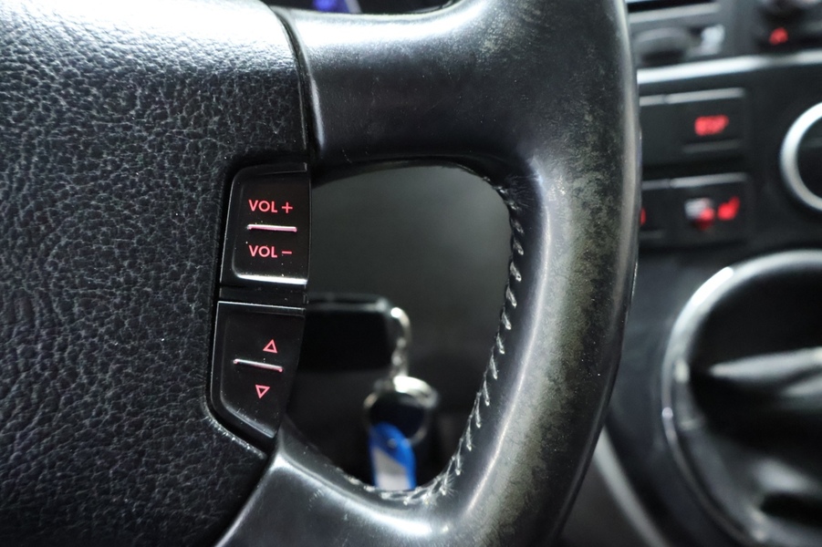 Volkswagen Multivan vaihtoauto