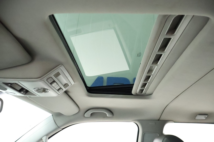 Volkswagen Multivan vaihtoauto