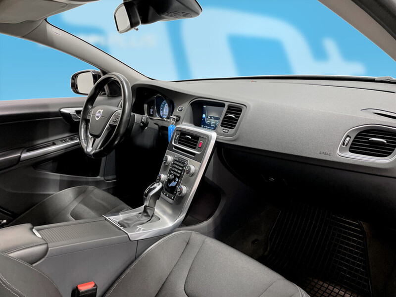 Volvo V60 Cross Country vaihtoauto