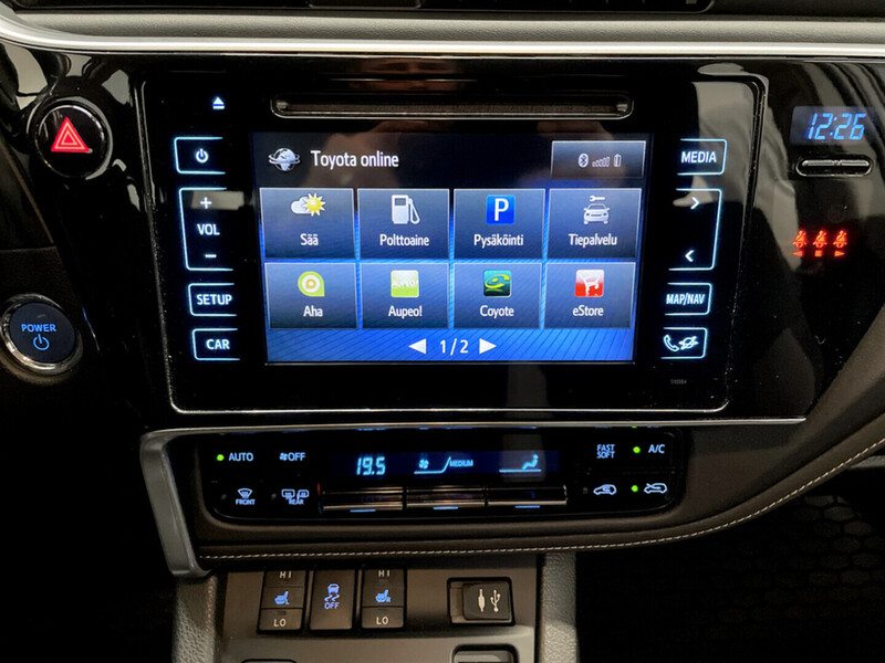 Toyota Auris vaihtoauto