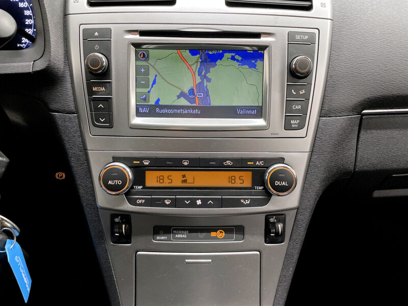 Toyota Avensis vaihtoauto