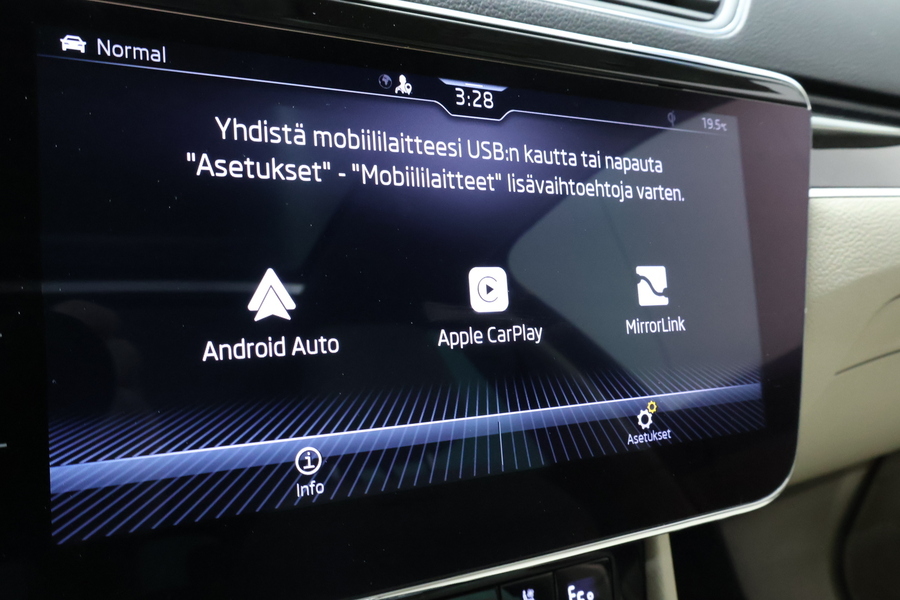 Skoda Superb vaihtoauto