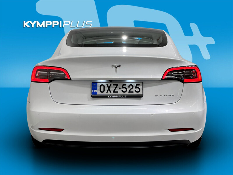 Tesla Model 3 vaihtoauto