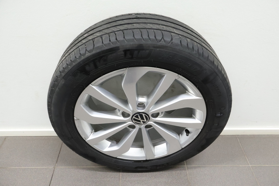 Volkswagen T-Roc vaihtoauto